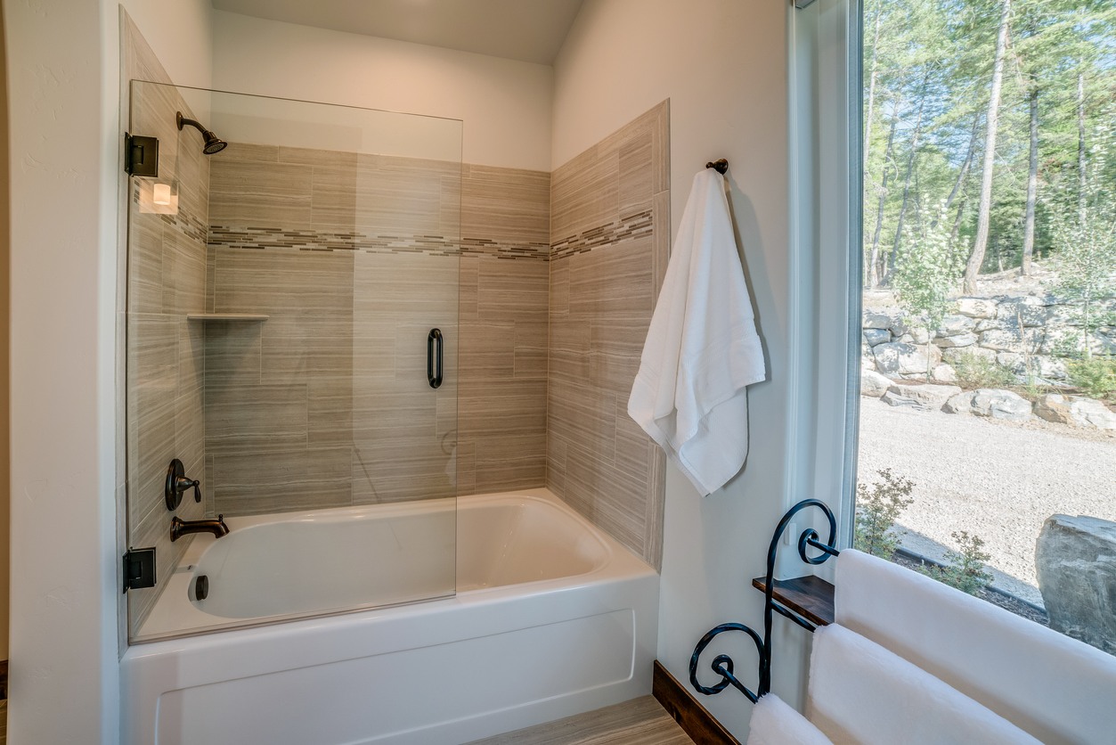 Shower & Tub Installation in Mountain Gate